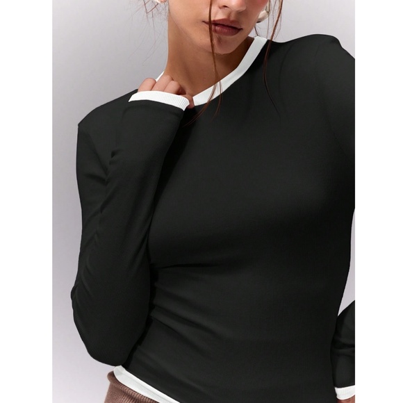 Black Long Sleeve Tee Shirt White Contrast Trim Round Neck - Picture 5 of 6